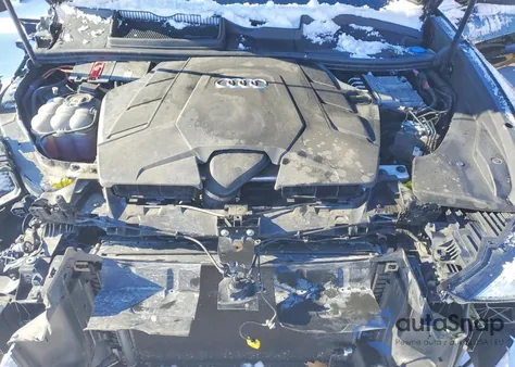 2021 Audi Q8 Premium Plus S-Line z USA, uszkodzony, nr VIN WA1EVAF17MD005444